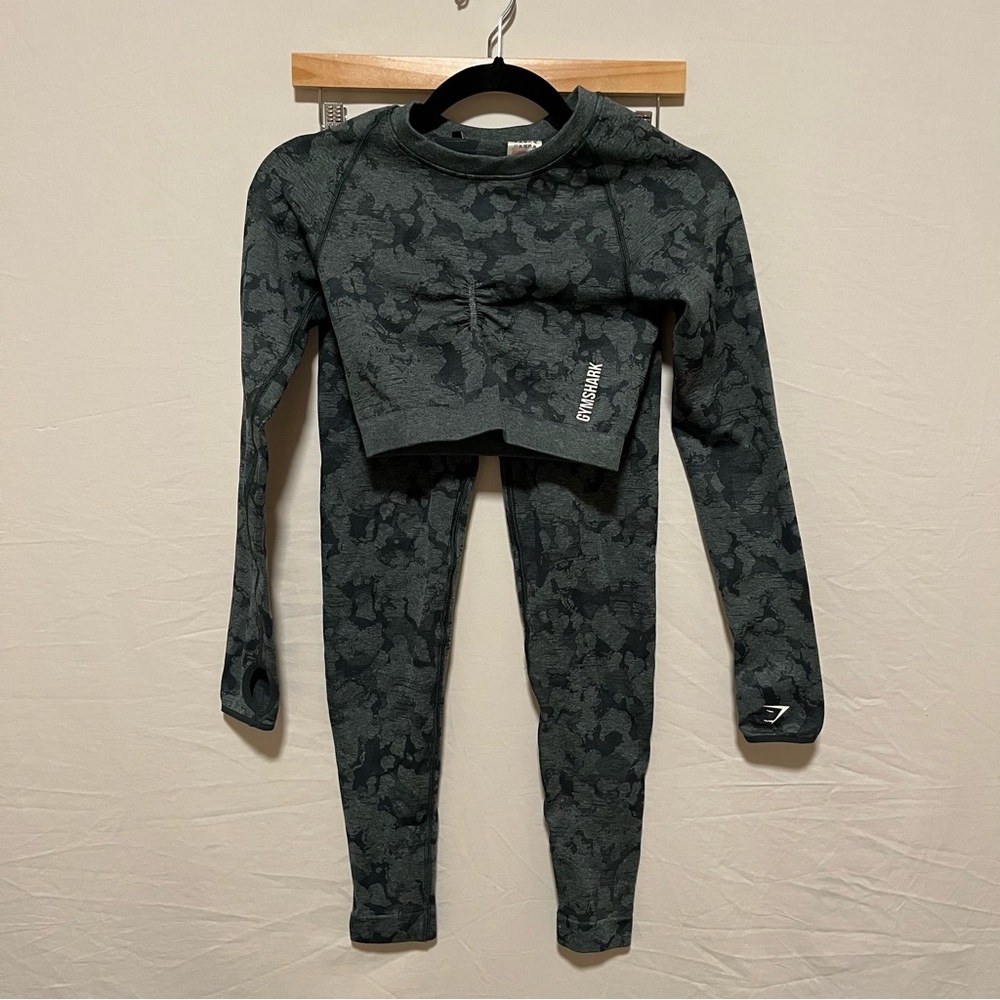 Gymshark Camo Seamless set